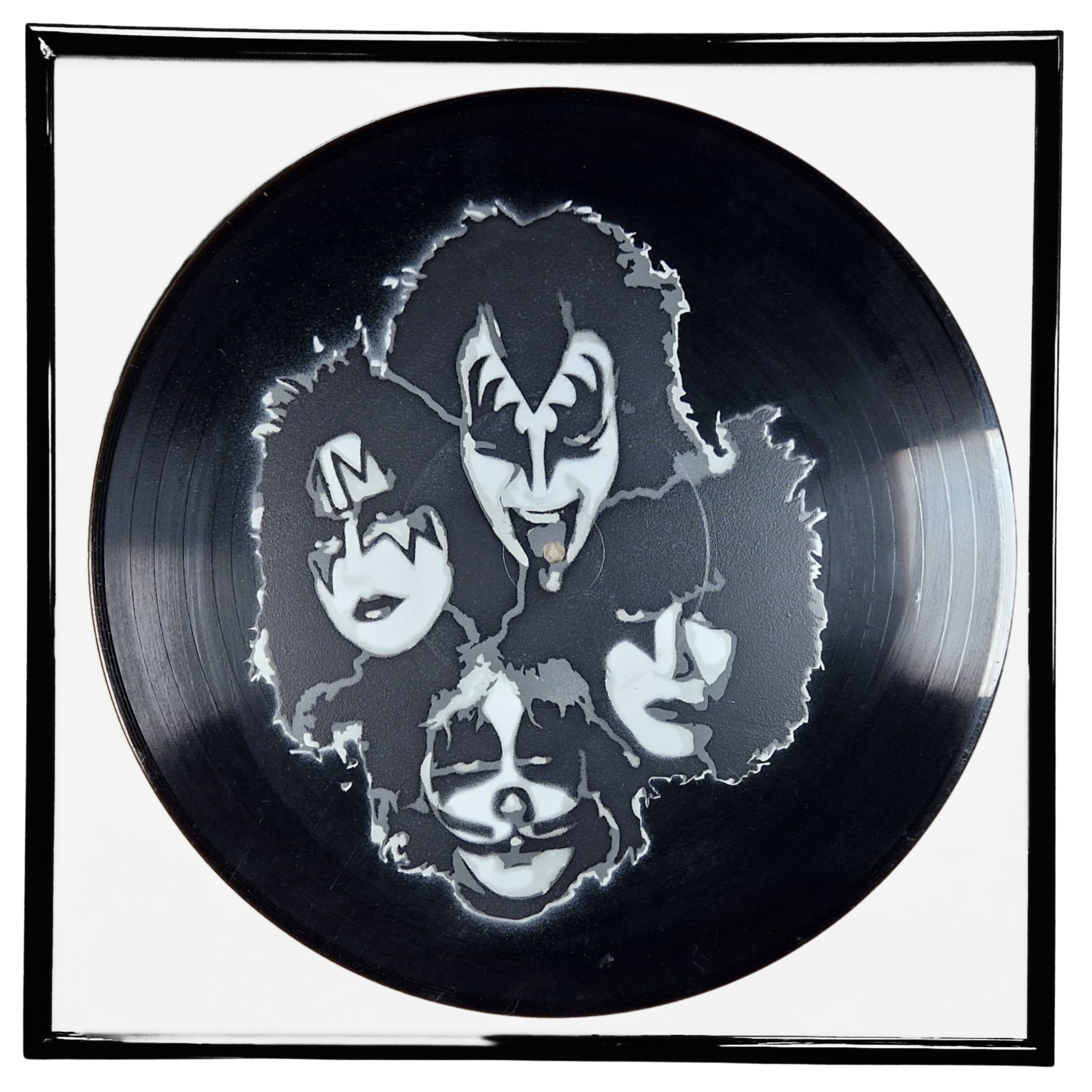 Kiss - Vinyl Artwork